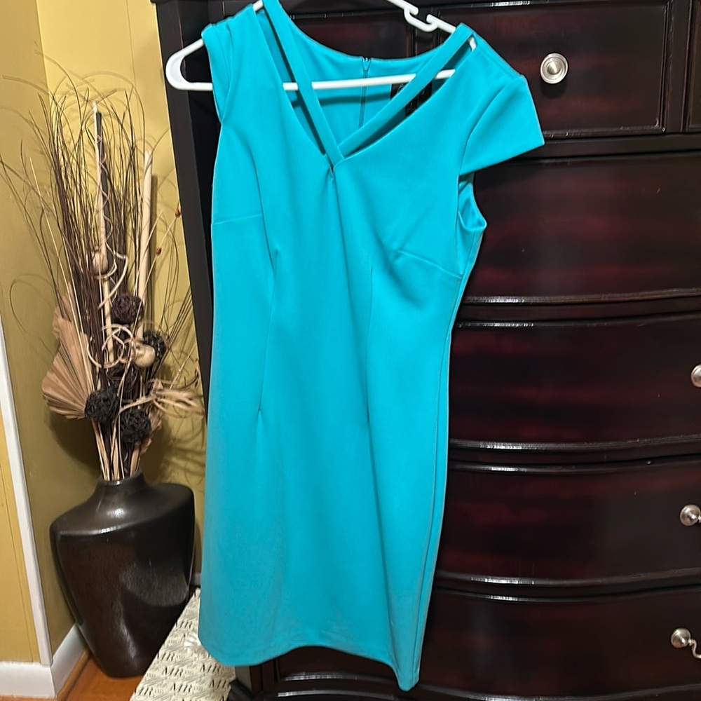NWT Dress, size 4